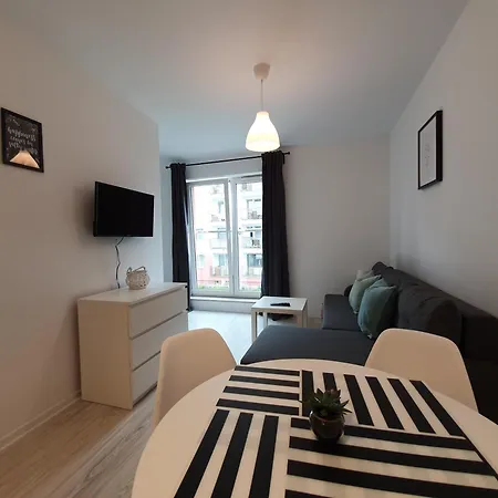 Mewa 41 & Parking Apartman *